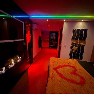 Suite Spicy Love - Proche Nice Et Cannes - Jacuzzi Privatif - Piscine Vue Mer Villeneuve-Loubet