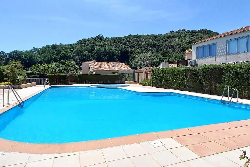 Studio Cocoon Hut Villeneuve-Loubet