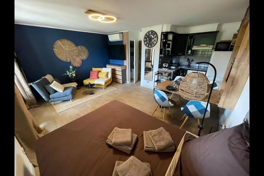 Appartamento Studio Cocoon Hut Villeneuve-Loubet